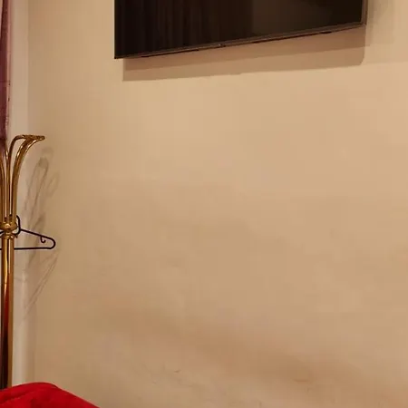 House Fenicia Pensión 4*