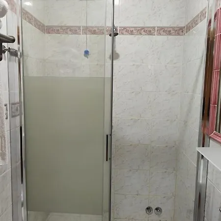 House Fenicia Pensión